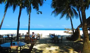 Kenya Safari & Beach Tour from Nairobi